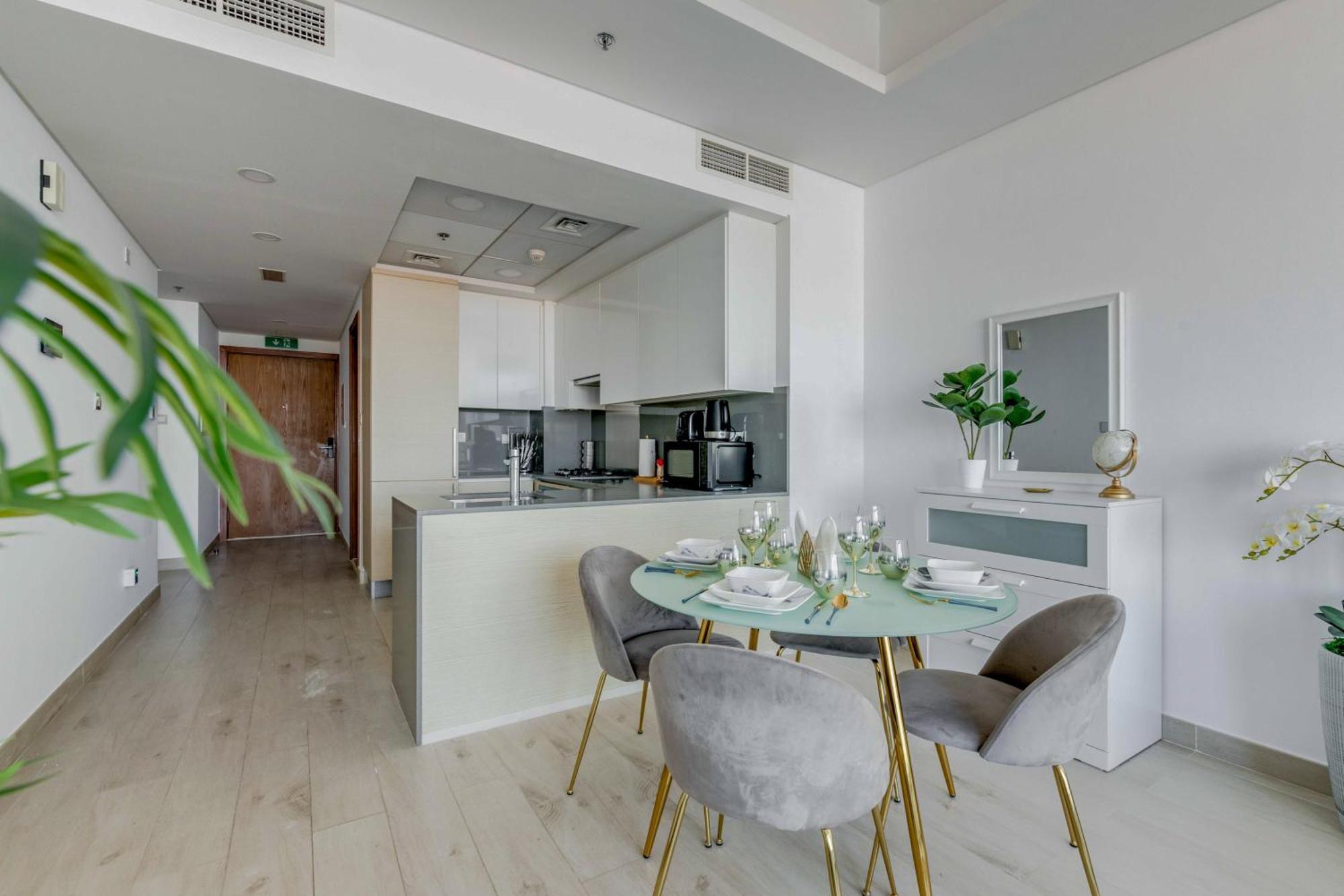 Luxury Azizi Mina Beachfront Apartments Dubai Bagian luar foto