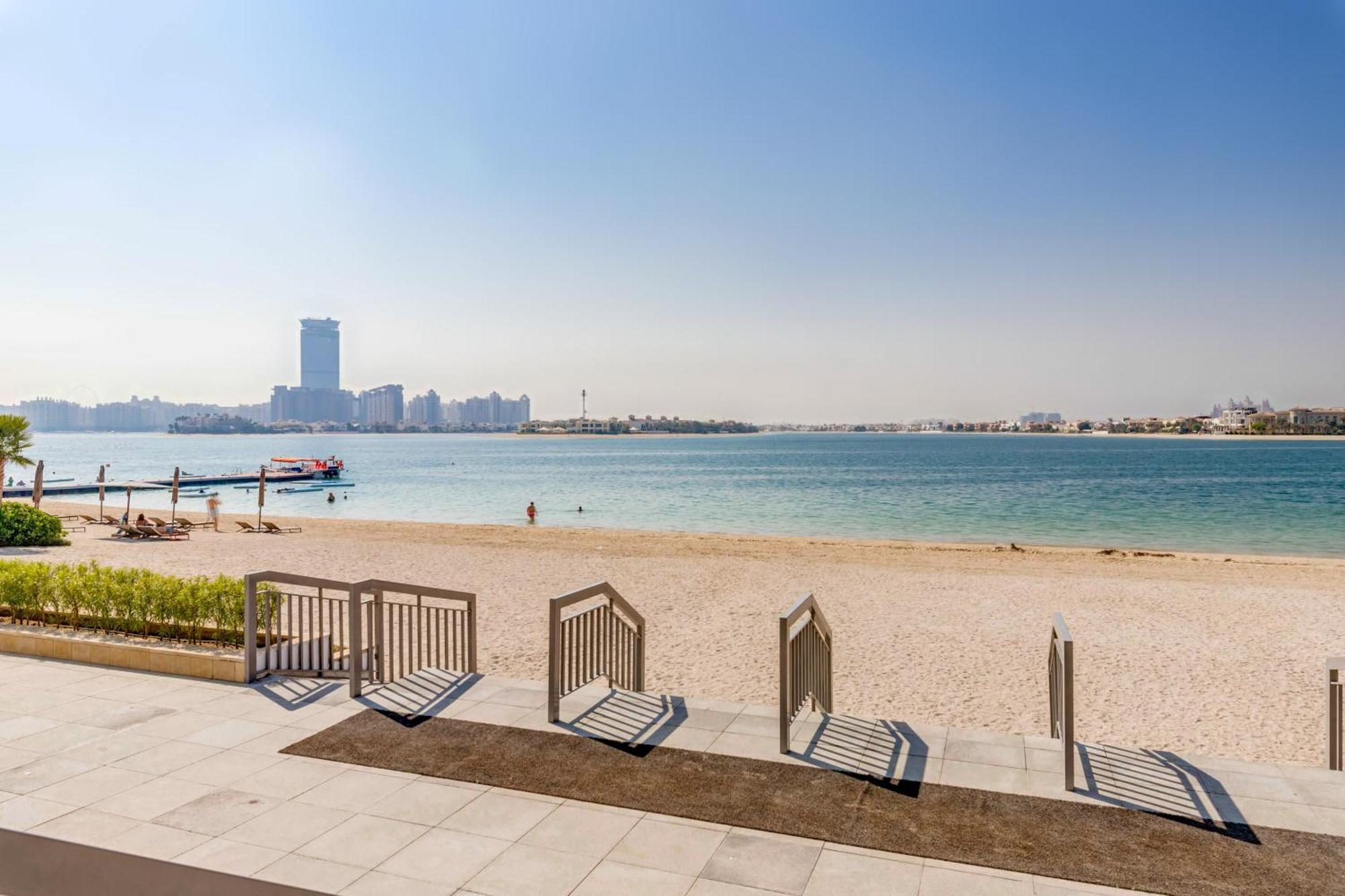 Luxury Azizi Mina Beachfront Apartments Dubai Bagian luar foto