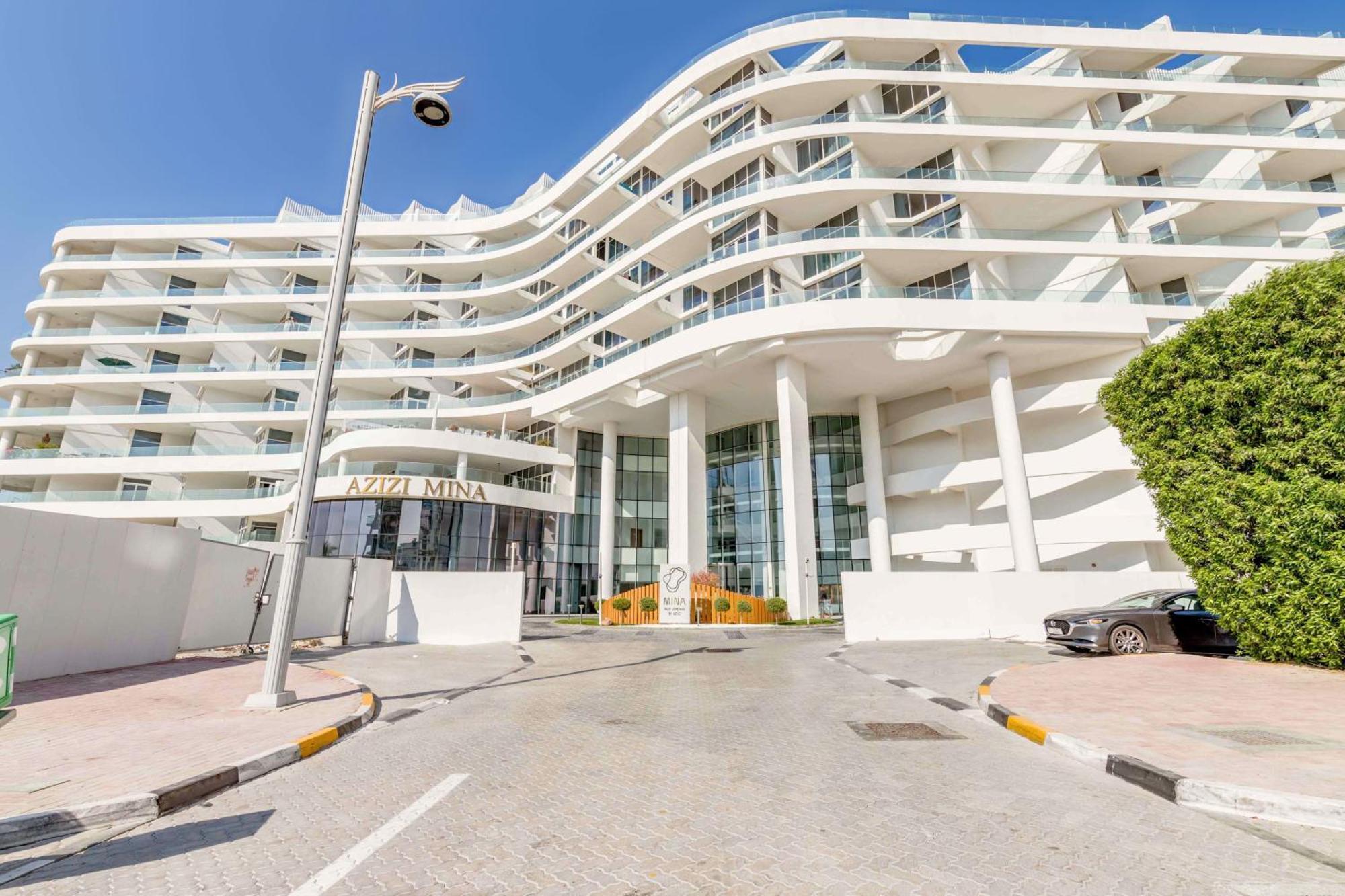 Luxury Azizi Mina Beachfront Apartments Dubai Bagian luar foto