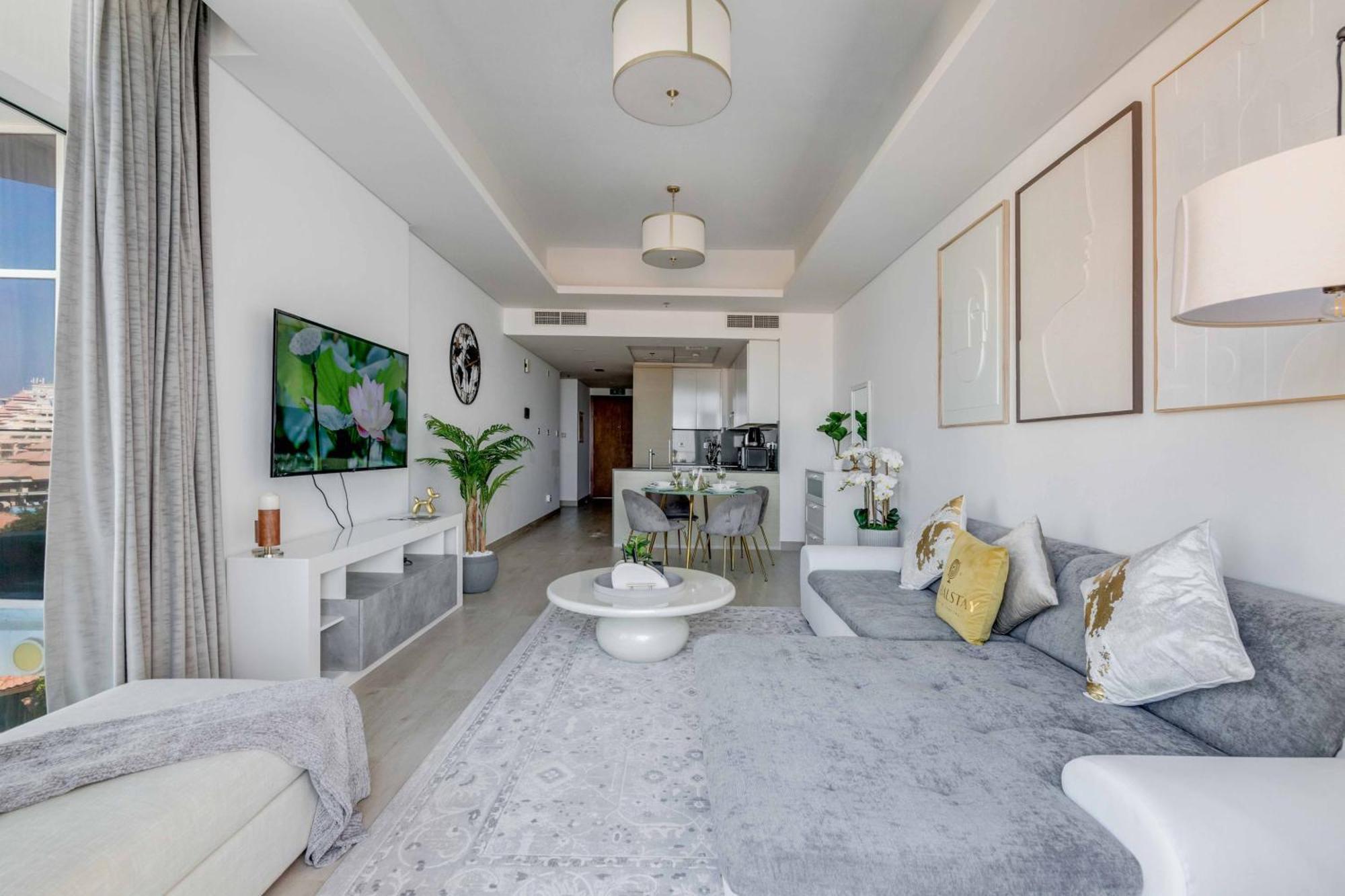 Luxury Azizi Mina Beachfront Apartments Dubai Bagian luar foto