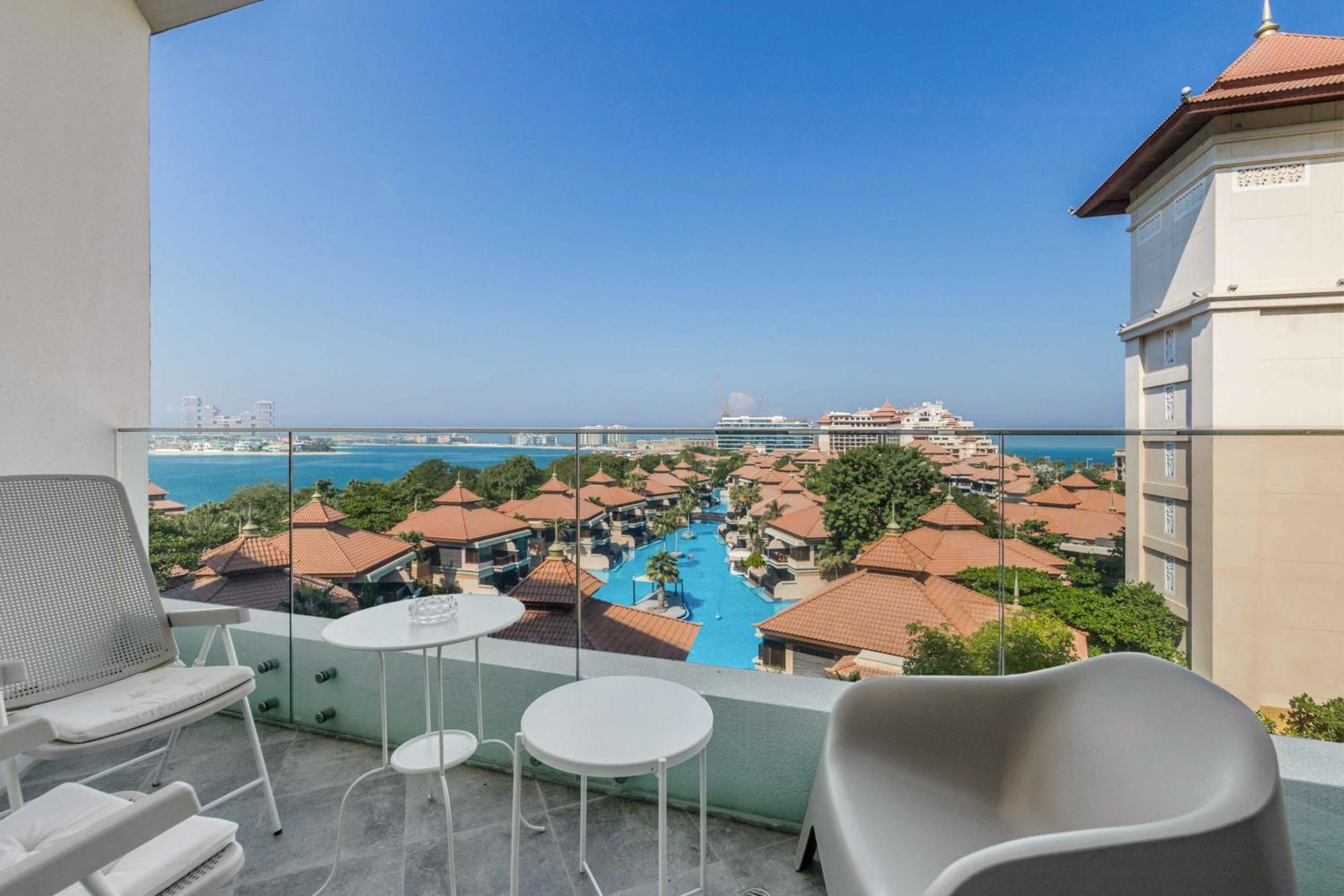 Luxury Azizi Mina Beachfront Apartments Dubai Bagian luar foto