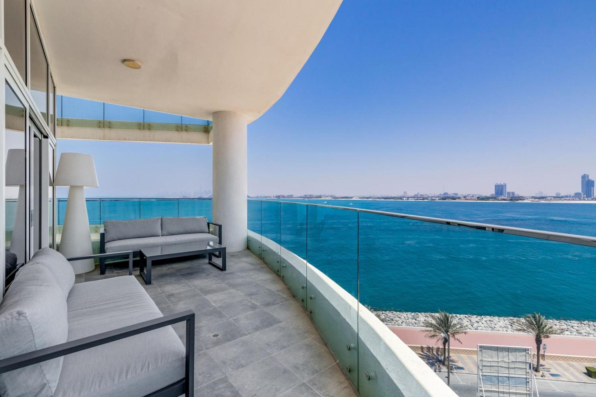 Luxury Azizi Mina Beachfront Apartments Dubai Bagian luar foto