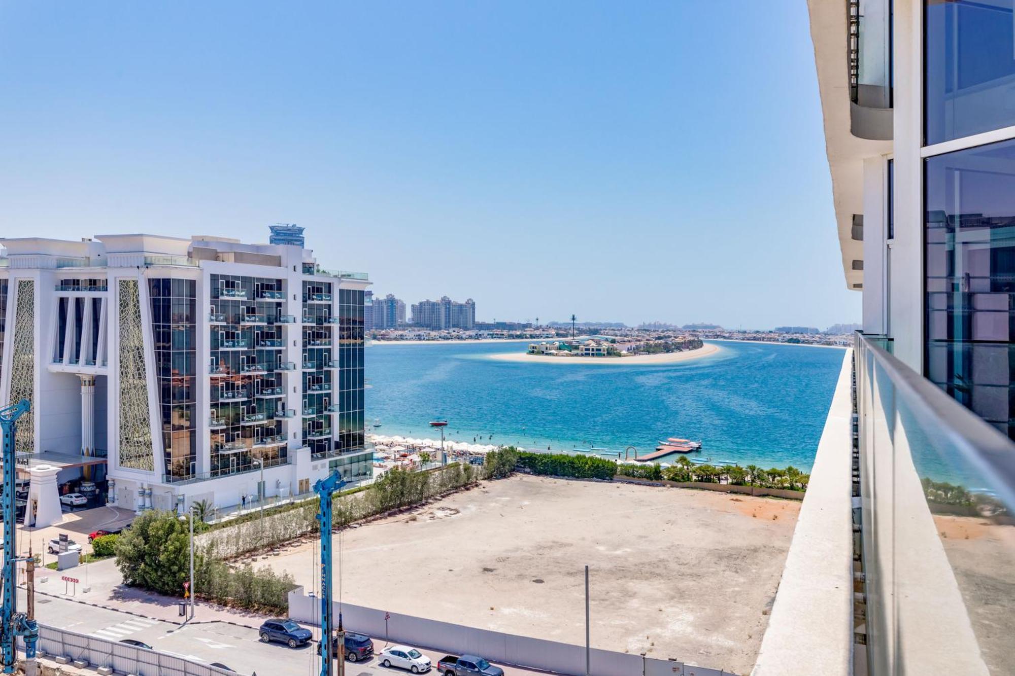 Luxury Azizi Mina Beachfront Apartments Dubai Bagian luar foto