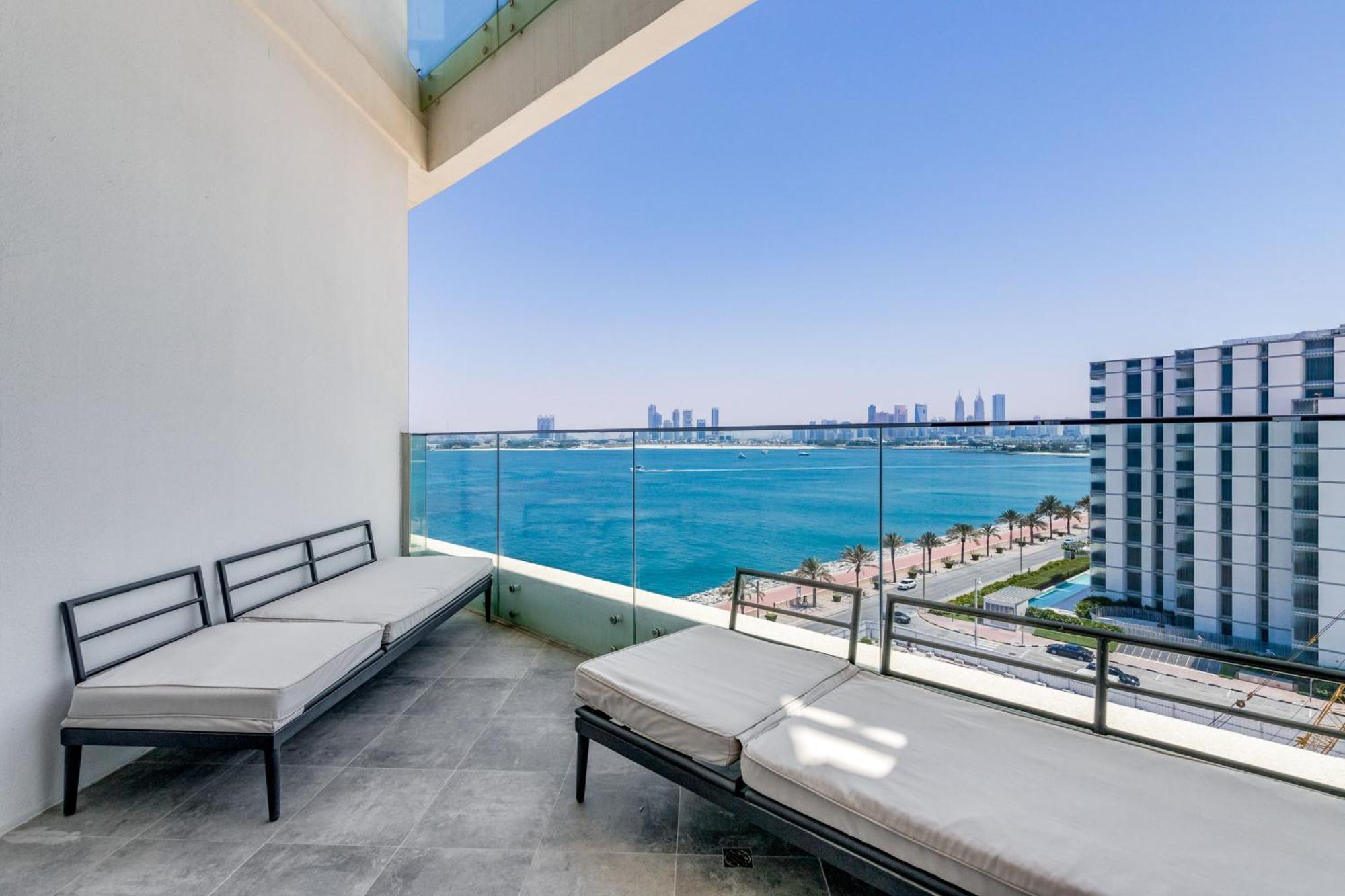 Luxury Azizi Mina Beachfront Apartments Dubai Bagian luar foto